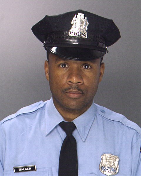 PPDSteveClark's tweet photo. @PhillyPolice remember P/O Moses Walker, Jr. who was murdered on August 18, 2012, while serving his fellow citizens. #NeverForget https://t.co/RbxPPa6O7K