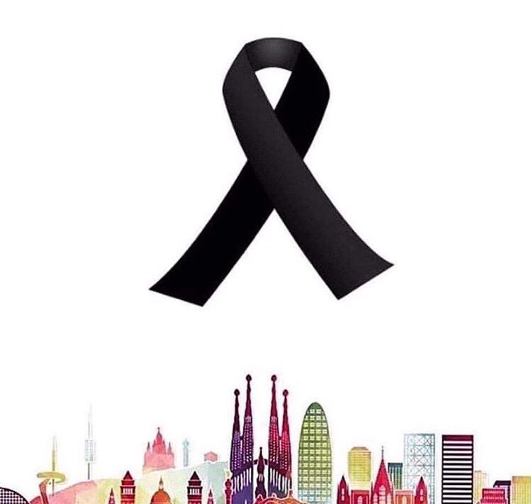 RealNica_Simo's tweet photo. 🙏🏻 #PrayingForBarcelona #Barcellona https://t.co/UjwwWqKBcL