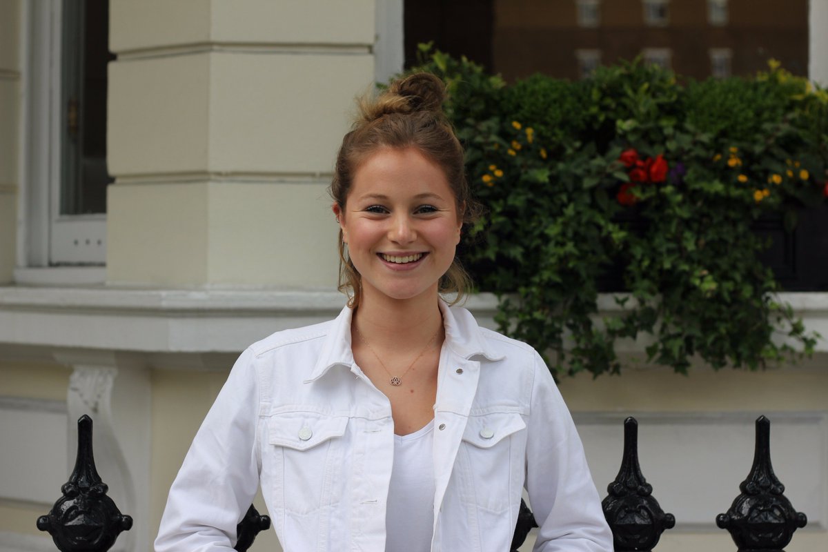 MPWLondon's tweet photo. Tallulah is off to @Cambridge_Uni! So proud of her A*A* yesterday: she joined MPW a year ago with BC! #retakes instead of #clearing17! https://t.co/Vt0teEyFs2