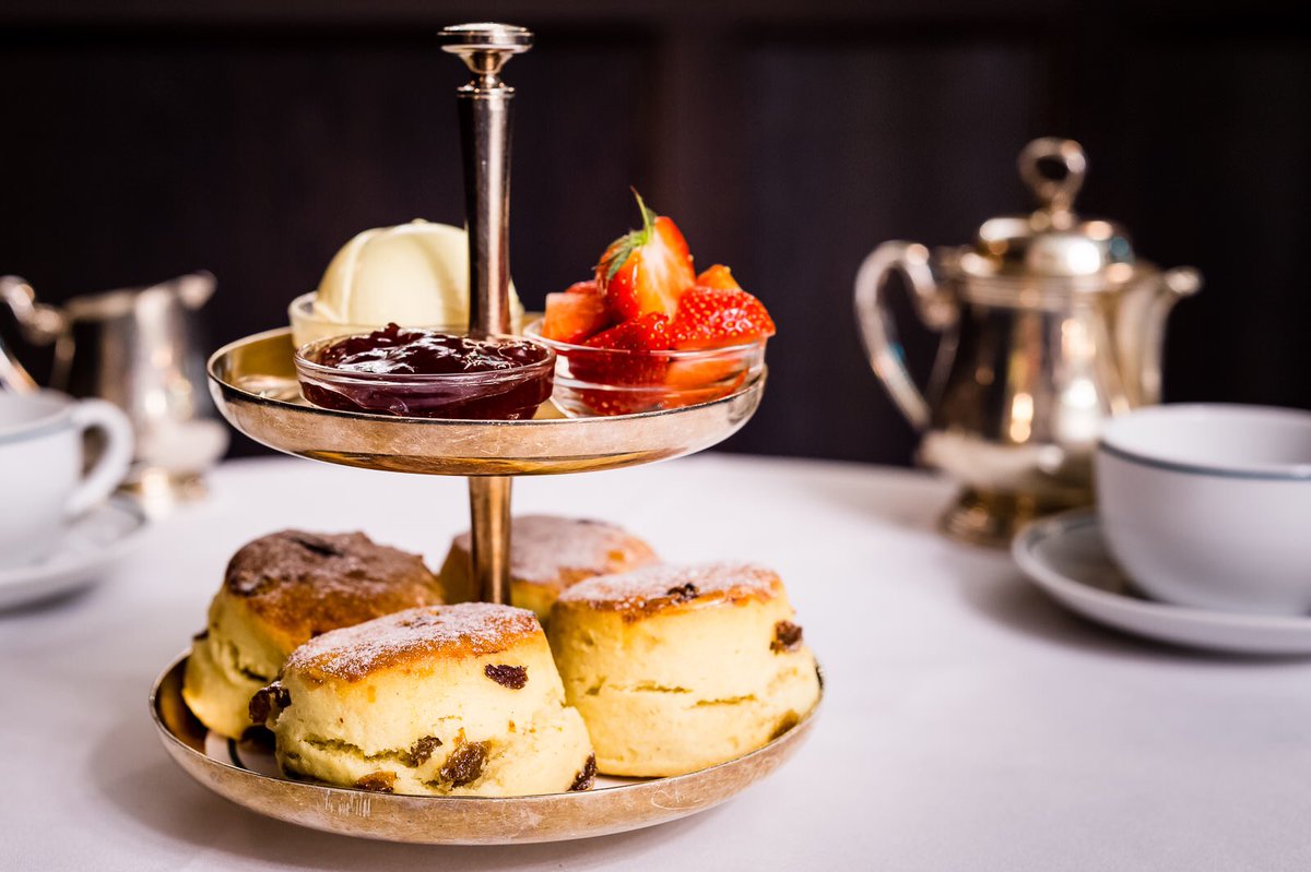 There's still time to celebrate afternoon tea this week #afternoontea #afternoonteaweek #kingsroad #chelsea #teafortwo #summer