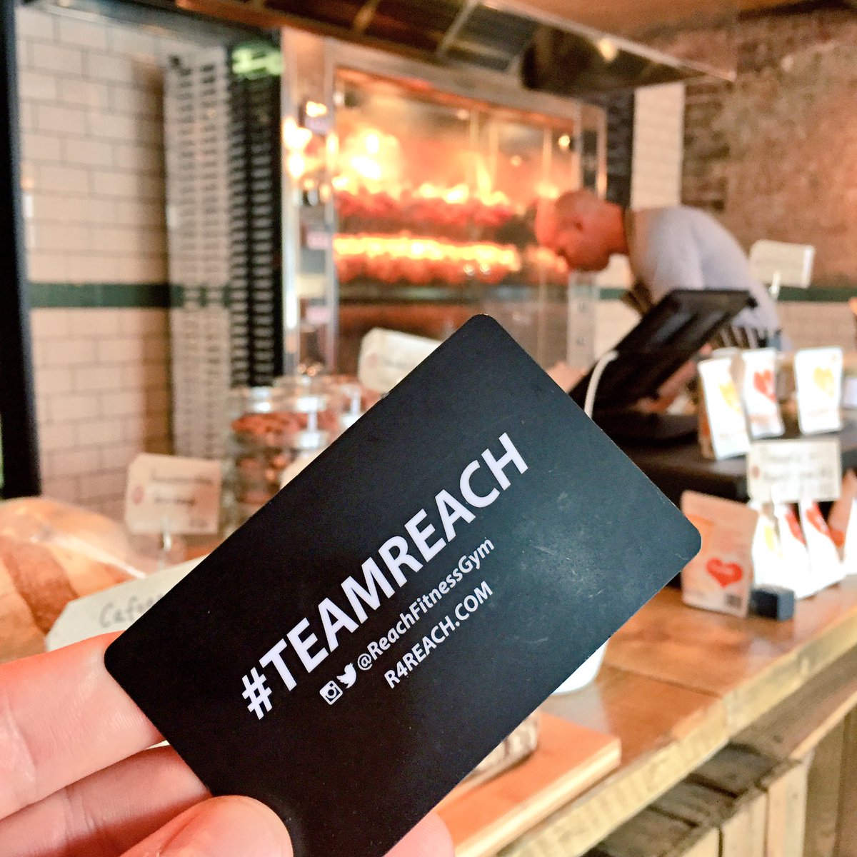 ReachFitnessGym's tweet photo. Epic Chicken Times! Welcome to Clapham @parkroadkitchen 🙌 Get 25% Off with your #TeamReach card until end of August 💪 https://t.co/iVJrTmHpDS