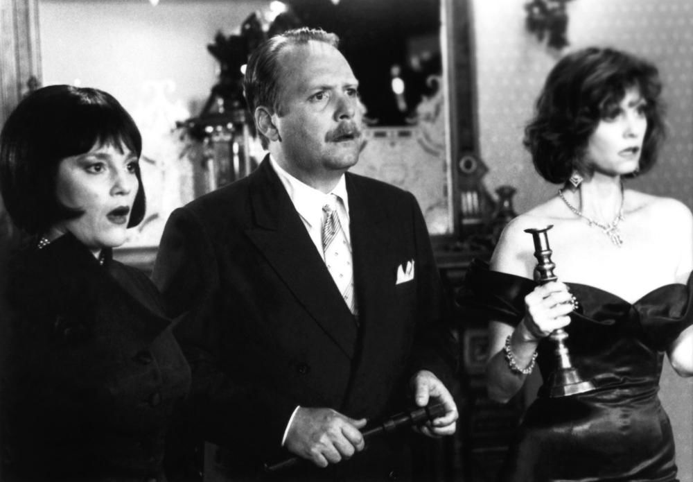 Happy birthday to a terrific character actor of the big and small screens, Emmy nominee Martin Mull! 