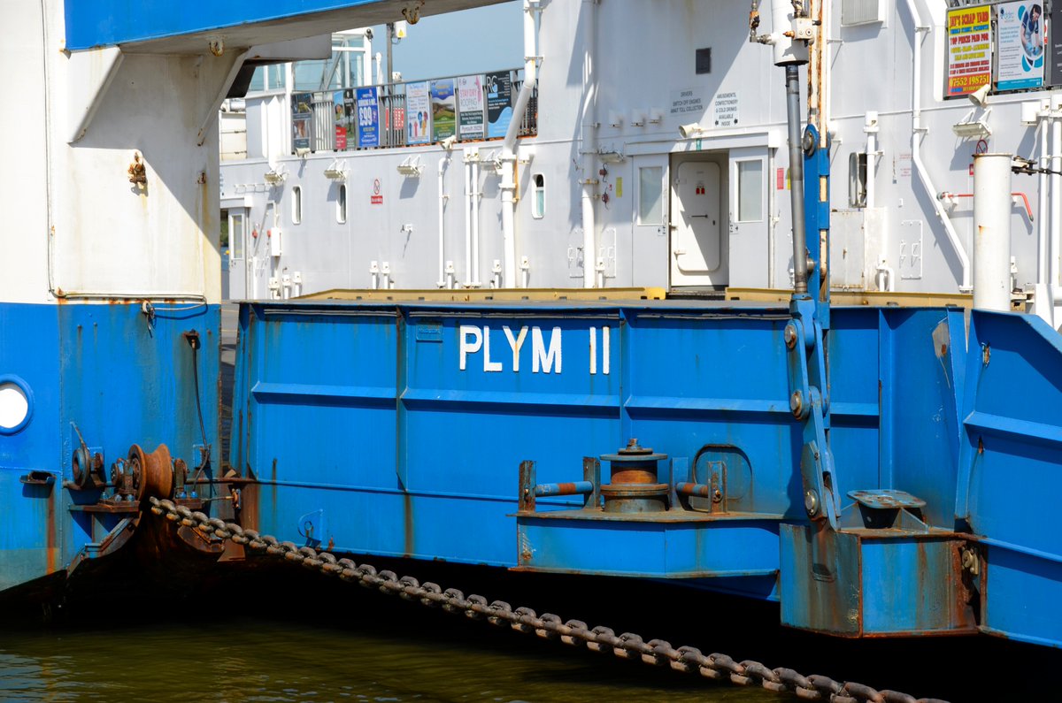 Photo byline in <a href="/Cornwall_Today/">Cornwall Today</a> ; #poem by <a href="/jemimalaing/">Jemima Laing</a> all about <a href="/tamarcrossing/">Tamarcrossings</a> :-) #Devon #Cornwall #river #ferry #Plymouth