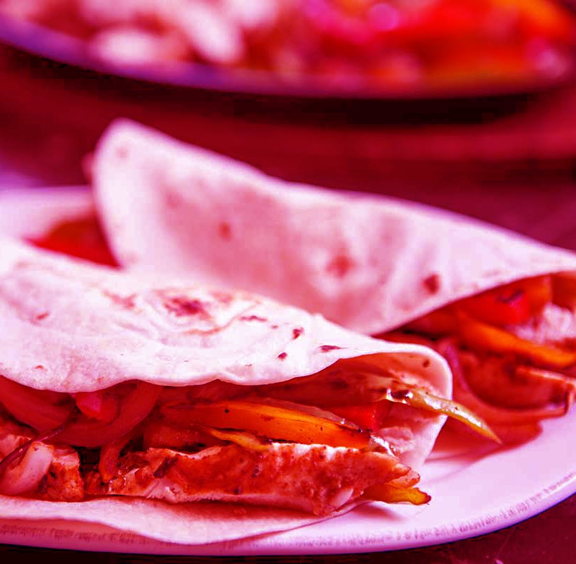 invivomusic's tweet photo. Happy #NationalFajitaDay friends! 🌯🌮There's no fajita emoji, but we hope you'll get some REAL fajitas in your bellies today 😋🤤 #InvivoLive https://t.co/amCIl68p3Q