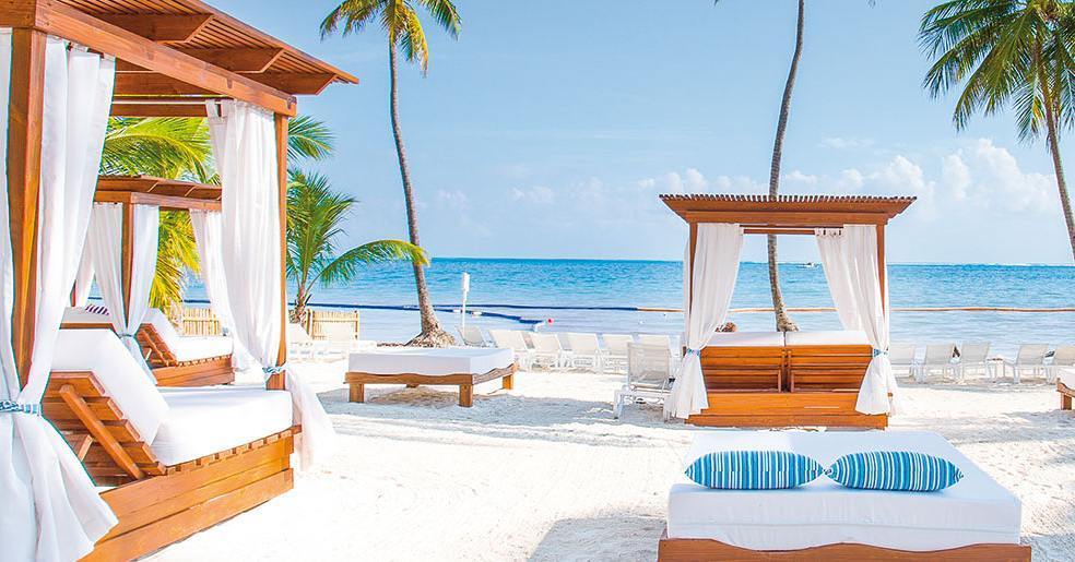 CapitalChillTV's tweet photo. ¿Quién desea empezar su fin de semana allí? 🙌😍 #capitalchilltv (Punta Cana, Rep. Dominicana) https://t.co/vBQ2q4UCYQ