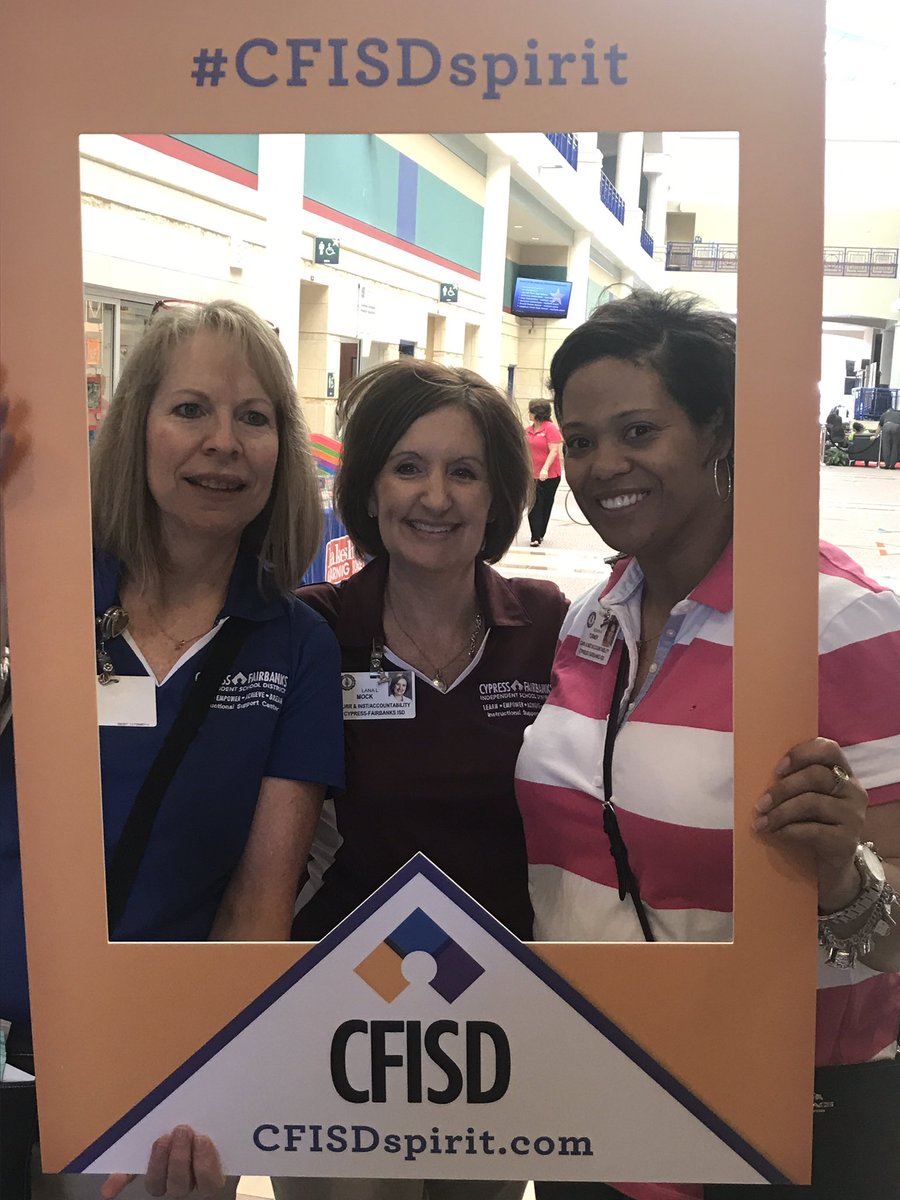 currgirl's tweet image. The Fab3 responsible for Teacher RRR at the Berry Center.
#districtstaffdevelopment #needsomerest #dedication