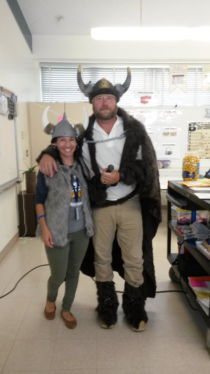 SDMathTiki's tweet image. Happy Vikings Day 2017! MVA Vikings building community. #vikingslearn #suhsd