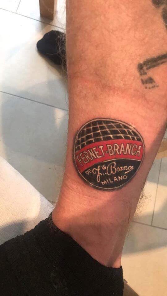 HSLJosh's tweet photo. Got my #fernetcoin back off @HSLCharlie - not that I needed it #fernetattoo @FernetBranca https://t.co/PScoCUPzld