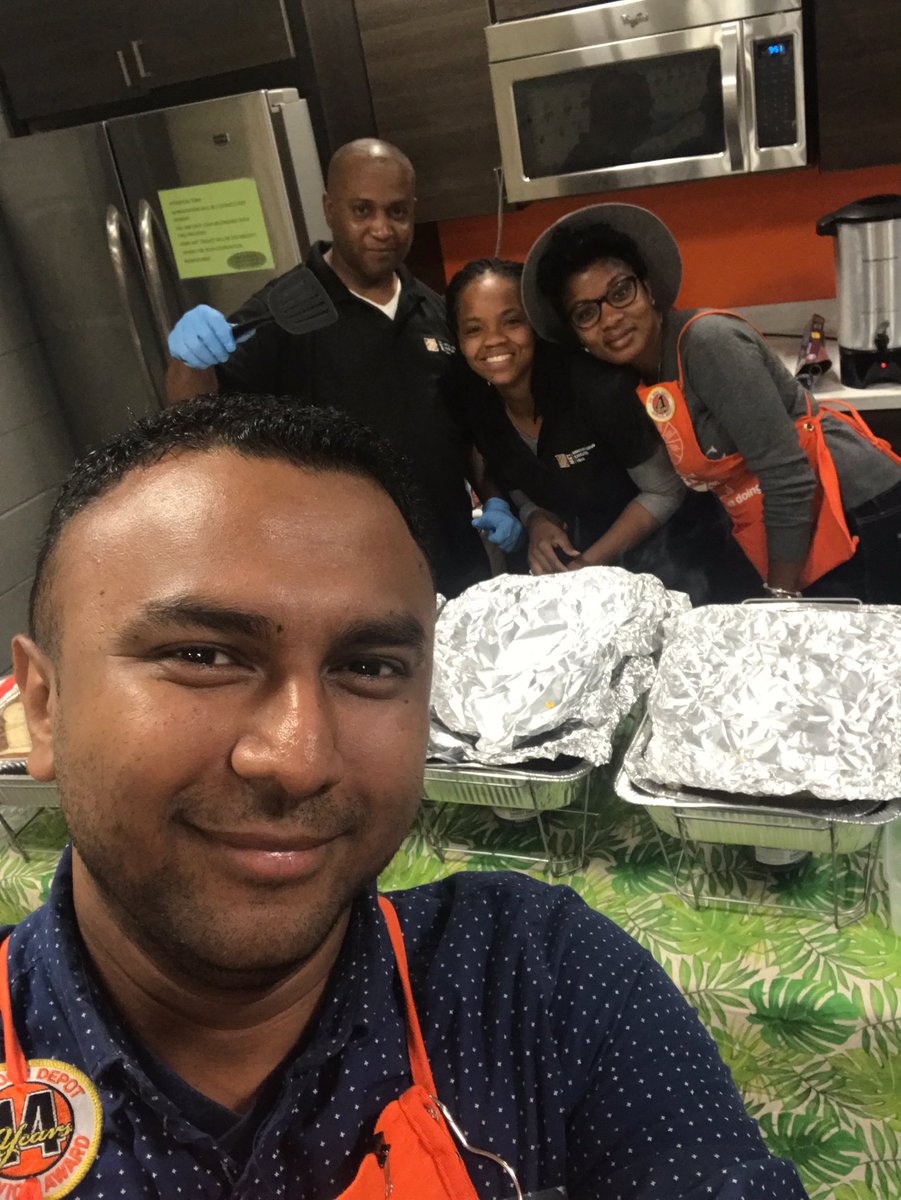 NardaStephens's tweet photo. Met Partnership Breakfast at 1245#oneteamonedream#@MattKeatinghd @bdboy85 @sampson2006 @zagazah73 @slh4zx @johnminor11 https://t.co/er3EG4i0EM