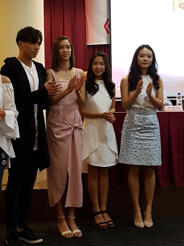 ST_LifeTweets's tweet photo. Local celebs' kids will perform @ Thong Chai Charity Night on Sep 17. Guess who their famous parents are? #CalvertTay #TayYing #ChantalleNg https://t.co/KIKmccES7n