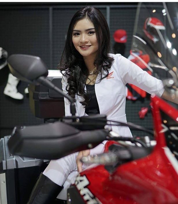 gembullet's tweet photo. @ferelden @herza512 Aku tunggu besok ya abang2 yg ganteng https://t.co/MDKOG1UdGB