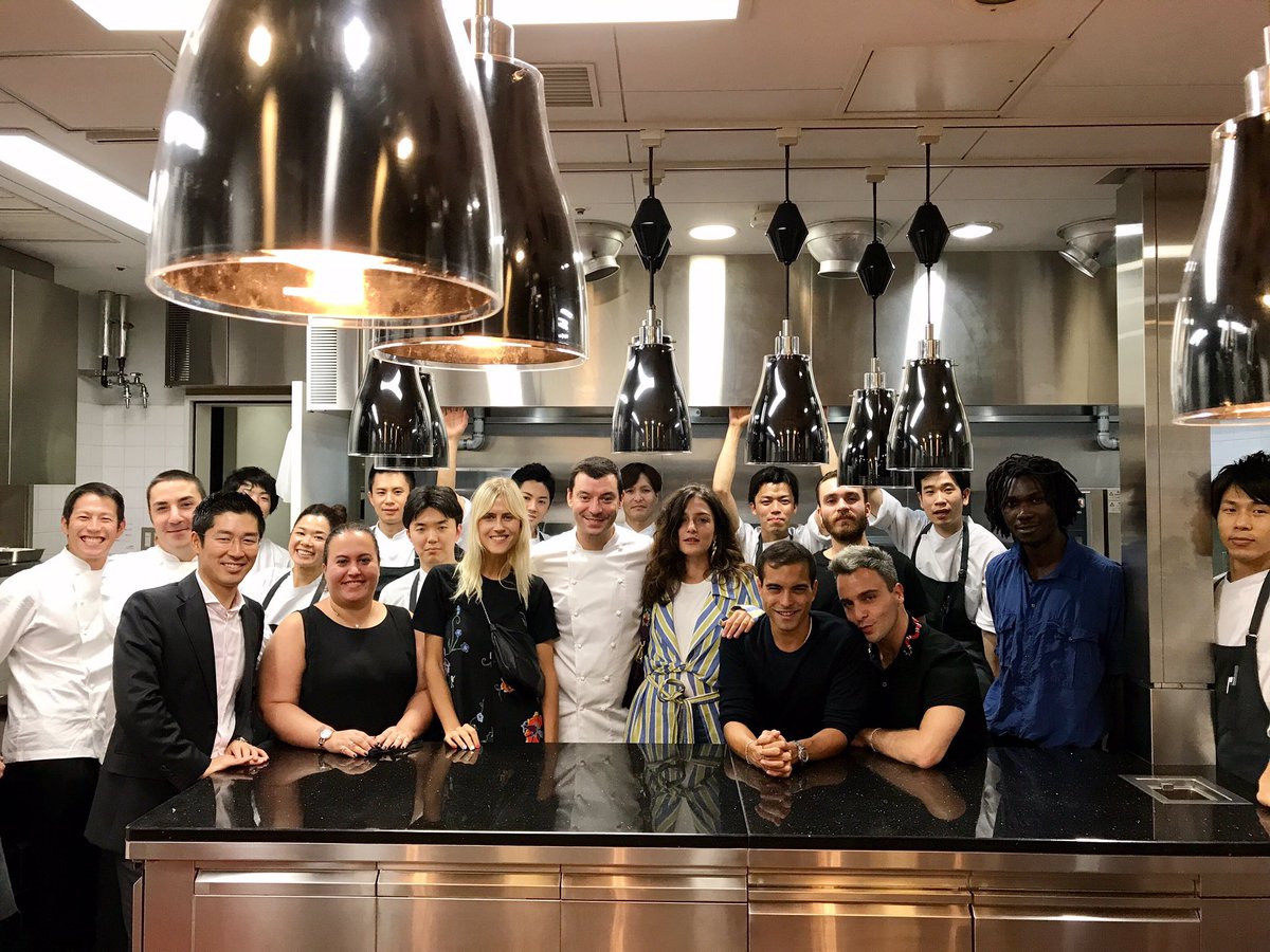A special night sharing good food and good company <a href="/Bulgariofficial/">Bvlgari</a> #Tokyo discovering <a href="/fantin_luca/">luca fantin</a> kitchen #lucafantin ❤️🇯🇵 #Bulgari