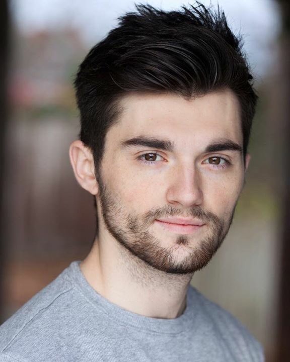 Congrats to <a href="/RainbowBeare/">Andrew Thomson 🕷🤘🏻</a> who signed with @anthonyw_ksa at this year's showcase, - playing Derek in the Dreamboats and Petticoats UK Tour!