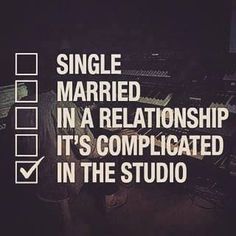 airgigs's tweet photo. #studiolife #studioholic https://t.co/q5qmCm2wHb