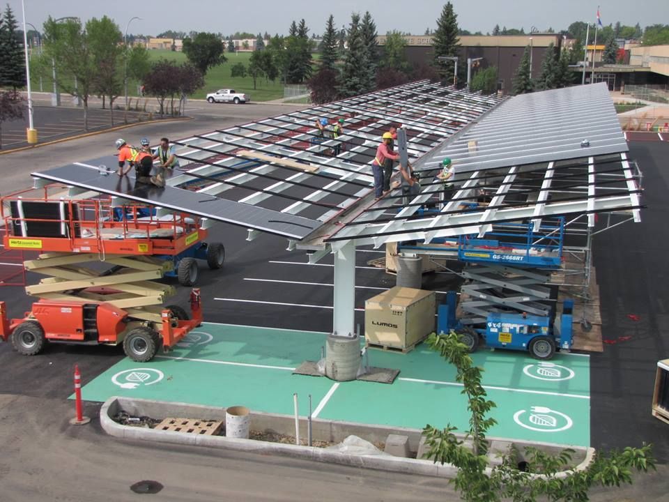 Shouldn't every parking lot get a #solar upgrade like this one in #Edmonton (#YEG)? RT if you agree.

#ActOnClimate #renewable #go100re