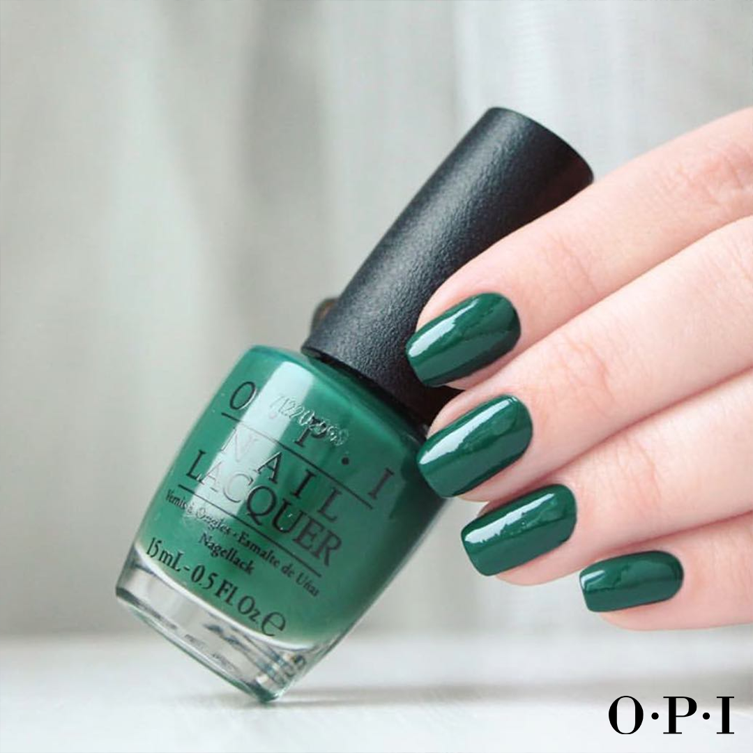 Inspirada en @kerrywashington la colección #WashingtonDc representa fuerza y visión en 12 tonos irresistibles. #OpiLovers #StayOffTheLawn