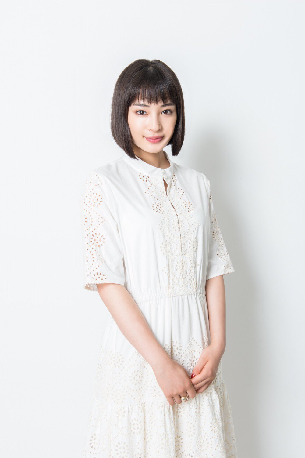 広瀬すず 出演情報【非公式】 on Twitter "広瀬すず ORICON 打ち上げ花火下から見るか横から