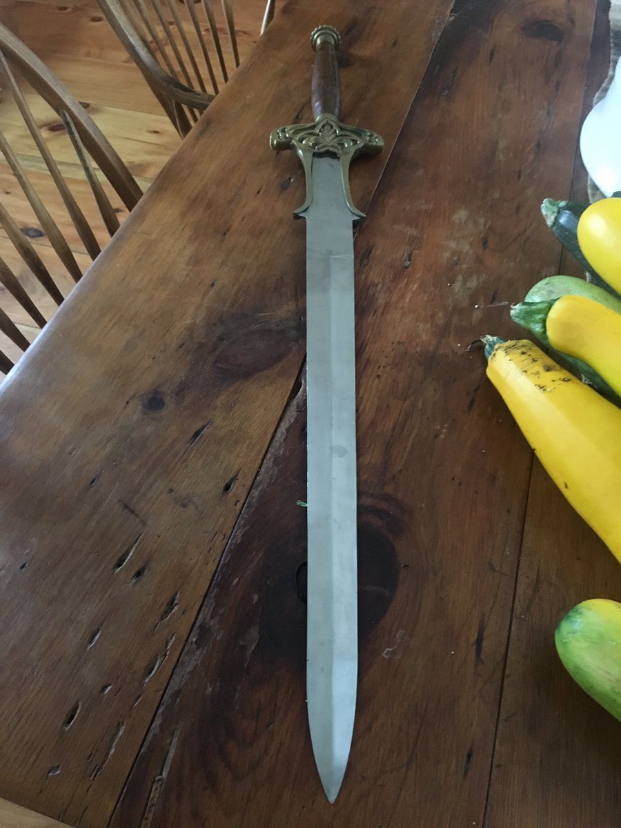 LauraZerra's tweet photo. When you get home and there's a legit sword on your table next to the squash 🗡🤔 #AmIGoingIntoBattle? #NoShieldRequired #ConfidentMove https://t.co/PNQxENw4tN