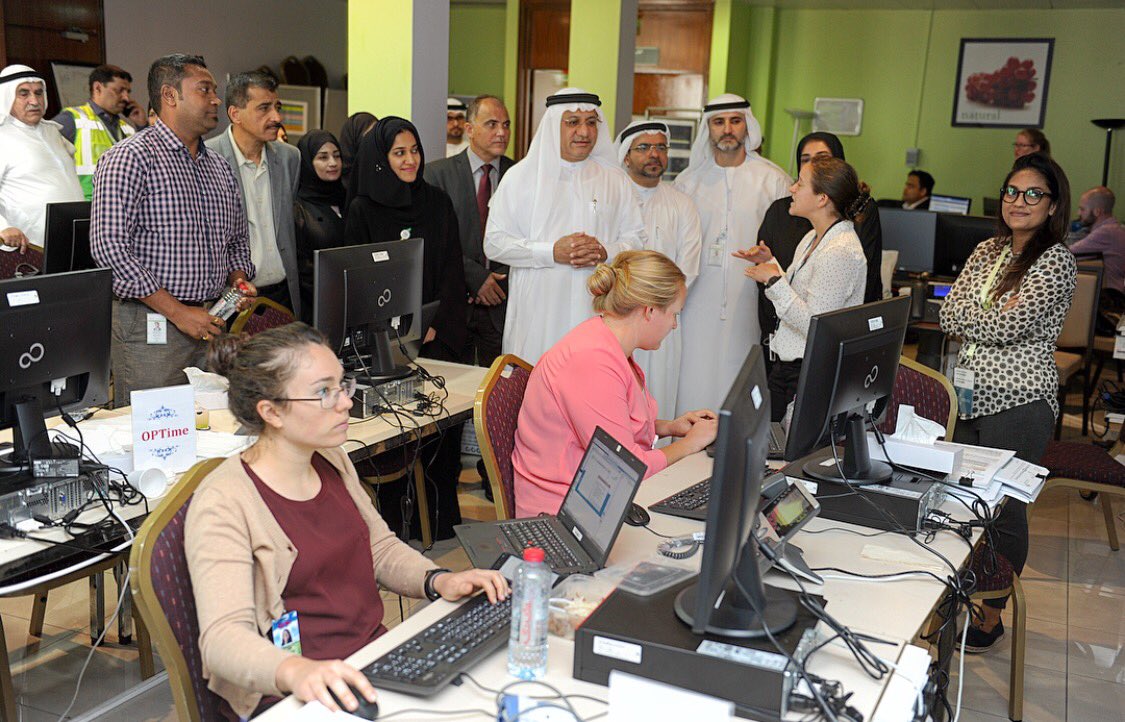 DHA_Dubai's tweet photo. H.E. Humaid Al Qutami during his inspectional tour of #DubaiHospital after launching the #SalamaProject in the hospital today at 3 am. https://t.co/ZUut4vwG4C
