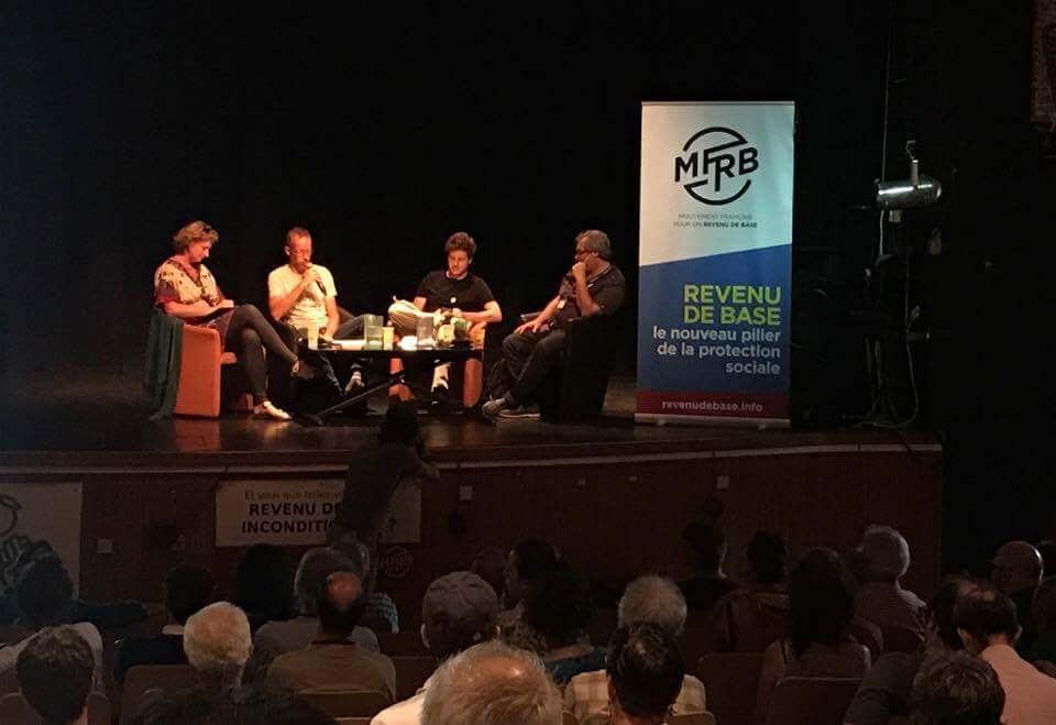 revenudebaseFr's tweet photo. Le #revenudebase, un outil vers une transition socio-écologique ? Avec @julienbayou, Stéphane Madelaine et Frédéric Bosqué #rdb2017 https://t.co/HMlwKwavFp