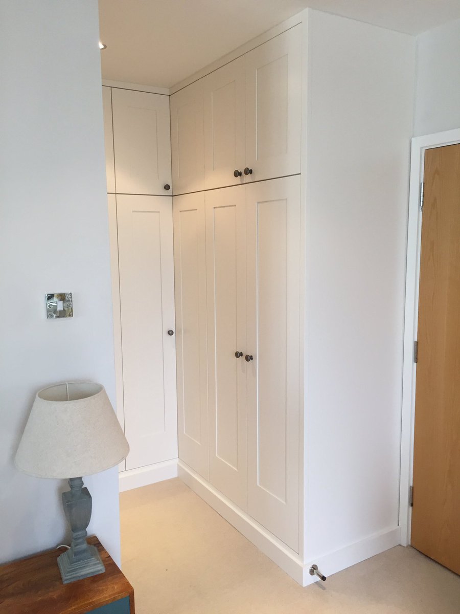 Tomgoldsmithjoinery On Twitter A Bespoke Fitted Corner Wardrobe