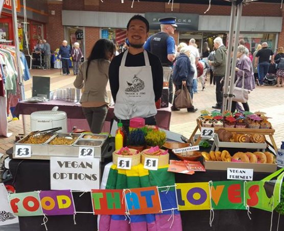 McrYouthMarket's tweet photo. This weekend at Chorlton &amp; Spinningfields @_makersmarket's keep an 👁️ out for @BakeryBumble1, @OldYouthUK, @zogminidesserts &amp; Peacock &amp; Juno https://t.co/eeCz6RrlXD