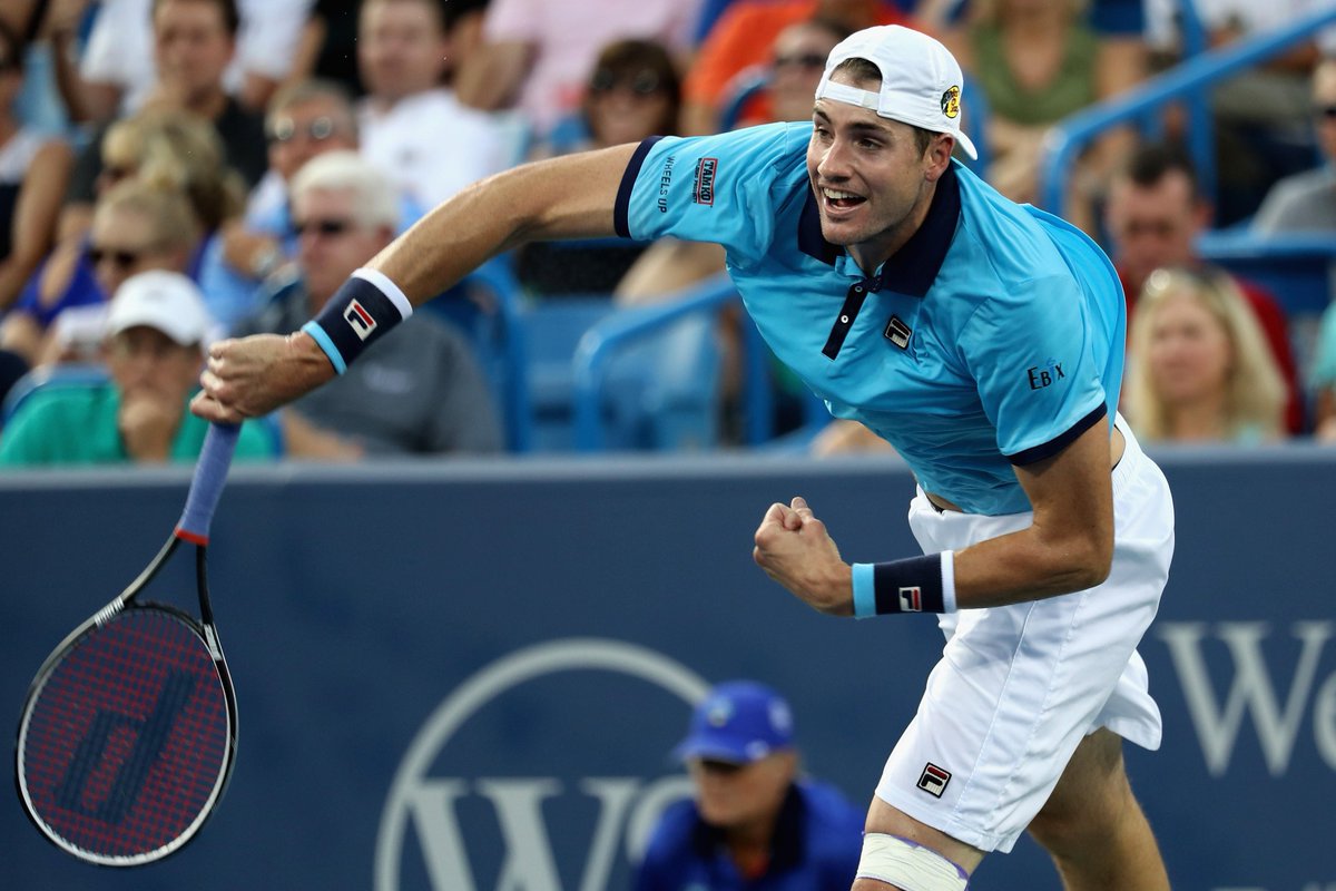 Domácí servisman John Isner začne proti Herbertovi