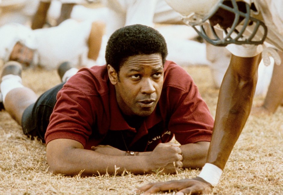 CloydRivers's tweet photo. t's time for the entire country to watch Remember The Titans and come together as one. We need Coach Boone. Merica. https://t.co/QpCOf9gx0m