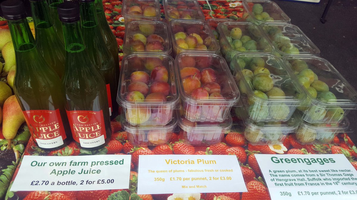 We've got fresh seasonal produce piled high &amp; ready for you at #Hampstead market today. Join us by 3! #farmersmarket #food #london