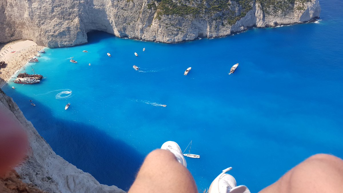 KingMike3000's tweet photo. #HangOutFriday #zakynthos #shipwrack #nice #af @kourtneykardash have a nice day https://t.co/gSDEmSAkGj