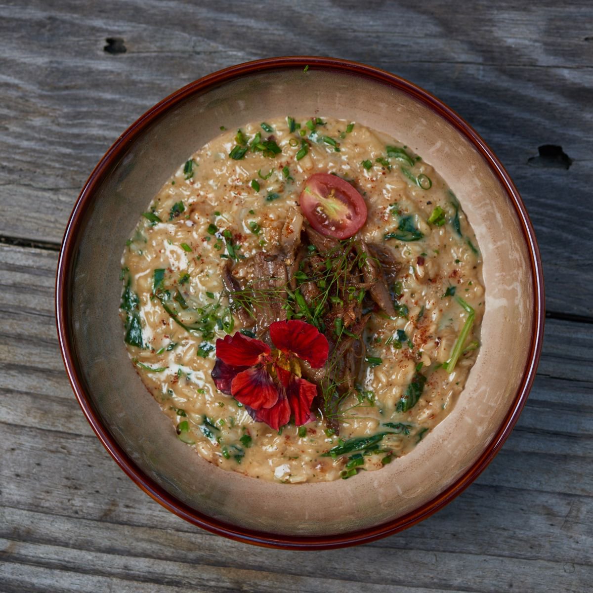 GamekeeperNC's tweet photo. Cream of wild mushroom soup with crumbled feta &amp; chive oil. https://t.co/QXnWqatQWV