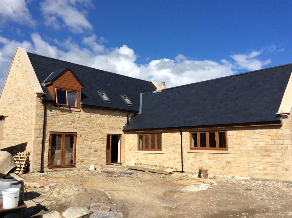 New build near Durham
Successful integration of 1 LPG Combi Boiler, 1 LPG System Boiler, Underfloor Heating System &amp; Wet Multi-fuel Burner.