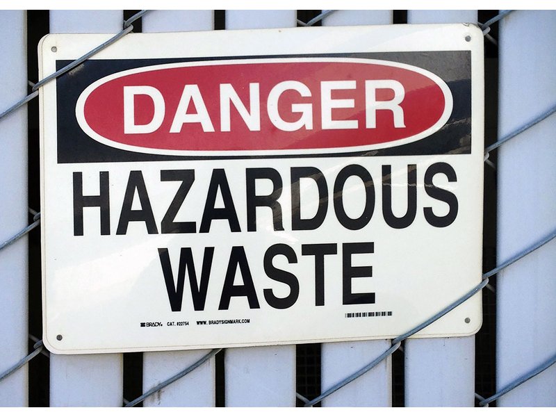 Hazardous Waste Day Tomorrow dlvr.it/PfzsPy https://t.co/VME7aooDes