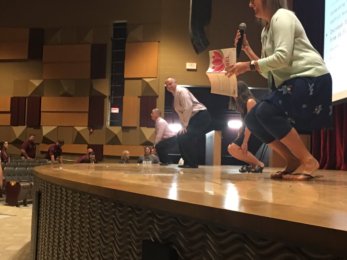 Indee_IC's tweet photo. Welcome back! Practicing Mindfulness w/K-12 staff. #indeepride https://t.co/Qum69R0oVS