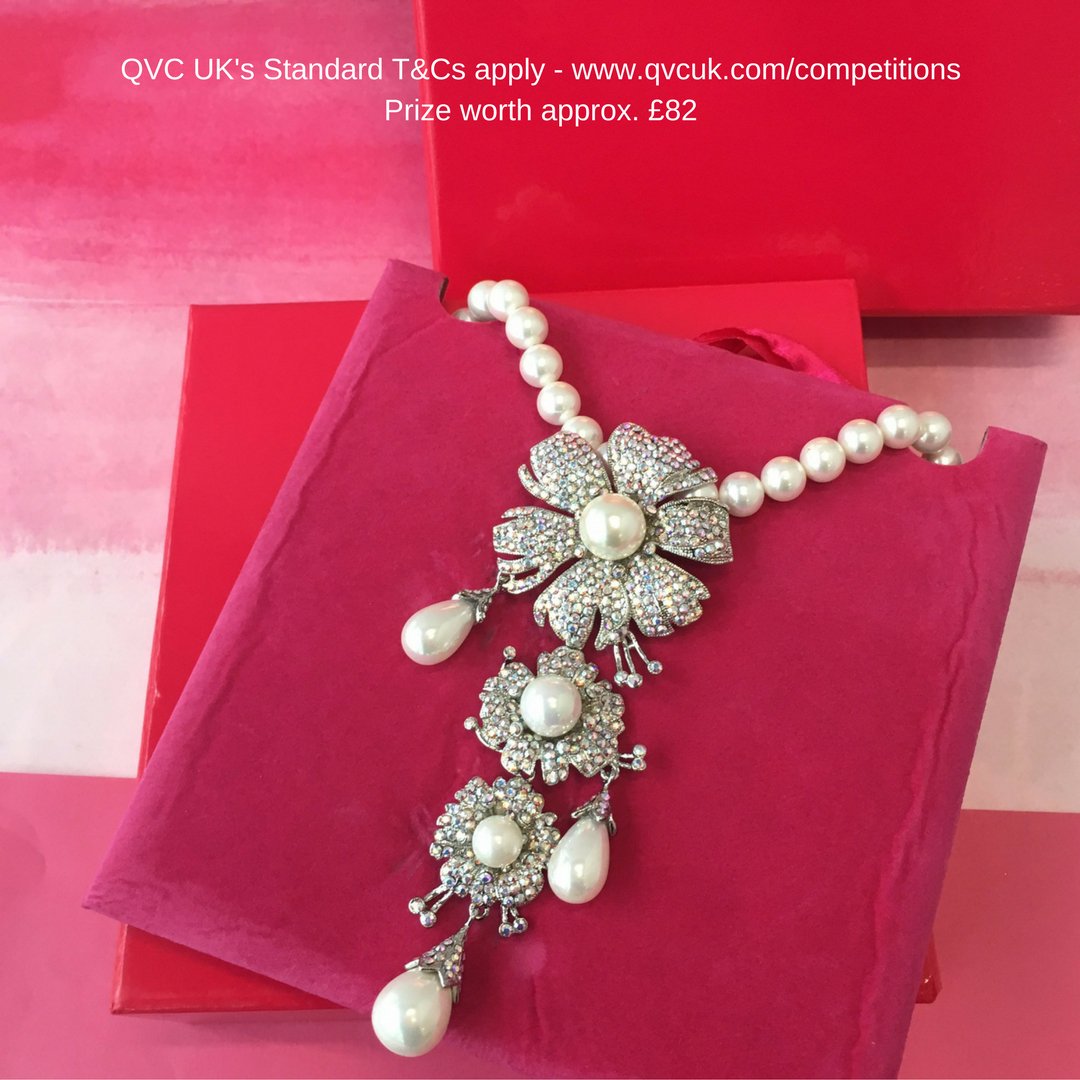 qvcuk's tweet image. *Competition* RT and follow us and @ButlerandWilson for your chance to #win this lovely necklace! Closes Monday at noon.
