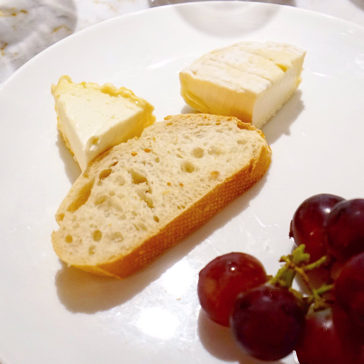 PopularCruising's tweet photo. Delicious #cheese platter at #LaCaveDuVin #restaurant on @uniworldcruises #SSJoiedeVivre #ExploreUniworld #ExperienceJDV #cruise #travel https://t.co/rJd6RrSoop