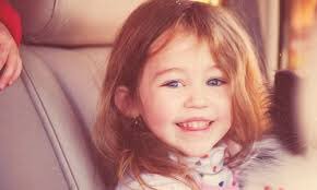 adoremileyyy's tweet image. #YOUNGERNOW ❤️ @MileyCyrus