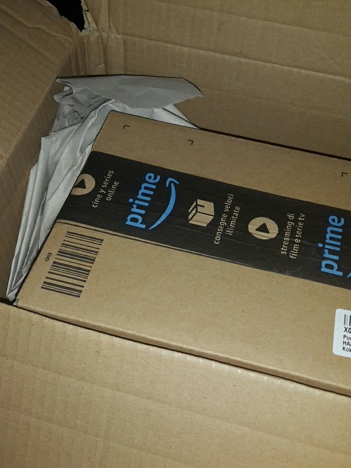 MsCloudless's tweet photo. Auch neu. Paket im Paket. 
@amazonDE 
Was sagt der Verpackungstechniker dazu? ;)
@alex_j_fa @Snukieful
#manda #amazon https://t.co/zYgrbREm1y