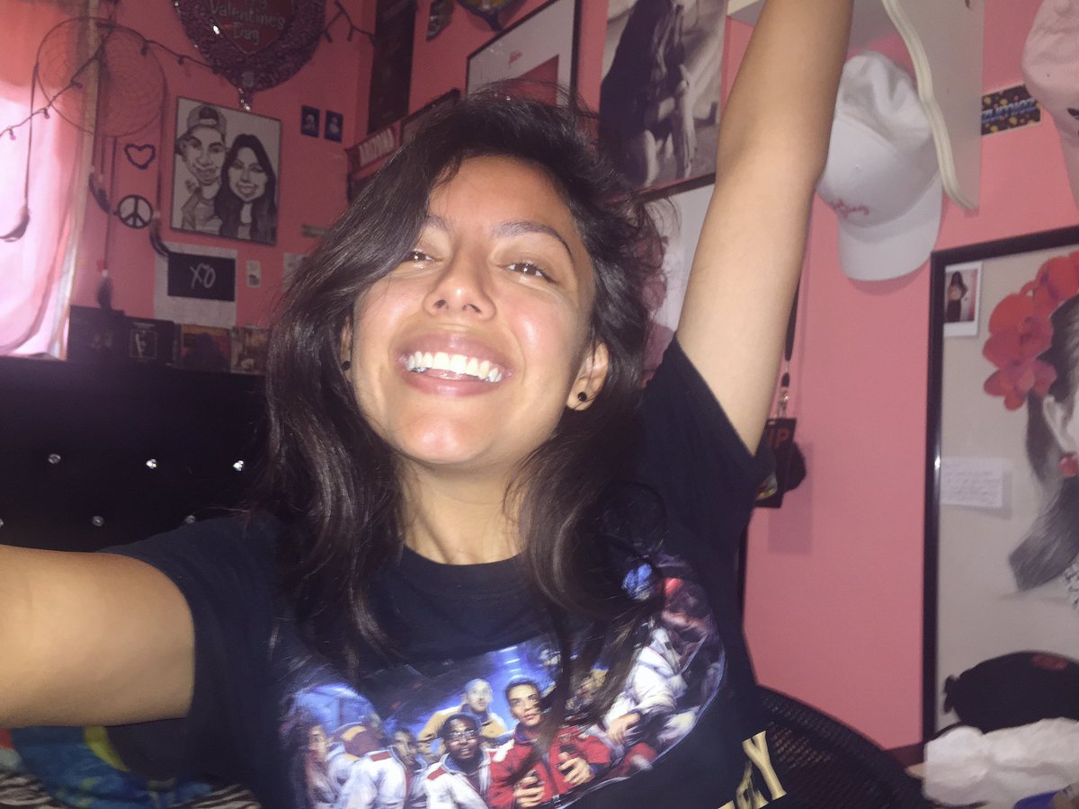 _grisssy's tweet photo. OMG! Can we just take a moment to appreciate @itsJessAndrea for doing such an amazing job w her EP ๐๐๐คธ๐ฝโโ๏ธ #ElectricEP โจ on replay it is ๐๐ญ https://t.co/ihPv9g7k1K