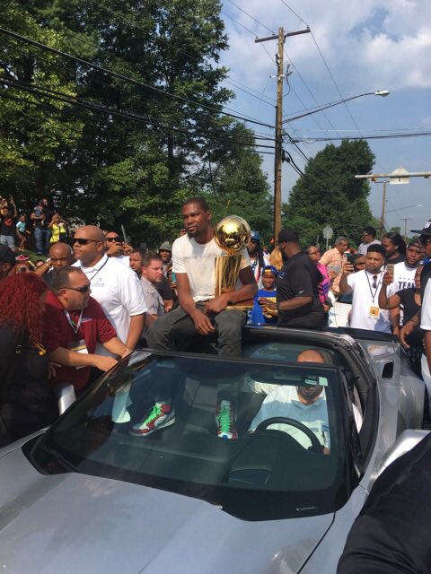 dropped30's tweet photo. @KDTrey5 @SBNation KD they never speak about how yu give back or how yu stay out of trouble!!! Shame on those folks ... it's a business folks #DROPPED30 https://t.co/a5F9IBWiUD