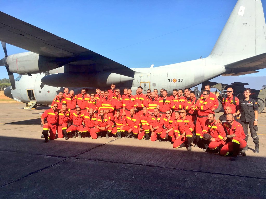 UMEgob's tweet photo. SIEN421 termina su trabajo en #Portugal 🇵🇹 y una vez relevada por la 422, regresa a #Zaragoza  en un avión del @EjercitoAire desde #Tancos https://t.co/IT6i3q3d9D