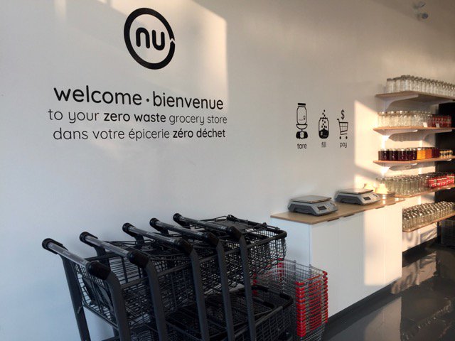 apt613's tweet photo. Here's the scoop on #NuGrocery, #Ottawa's #zerowaste grocer: They've been soft open since 8/12 &amp; have ~2/3rds of their products in so far. https://t.co/cjLJsnghwa