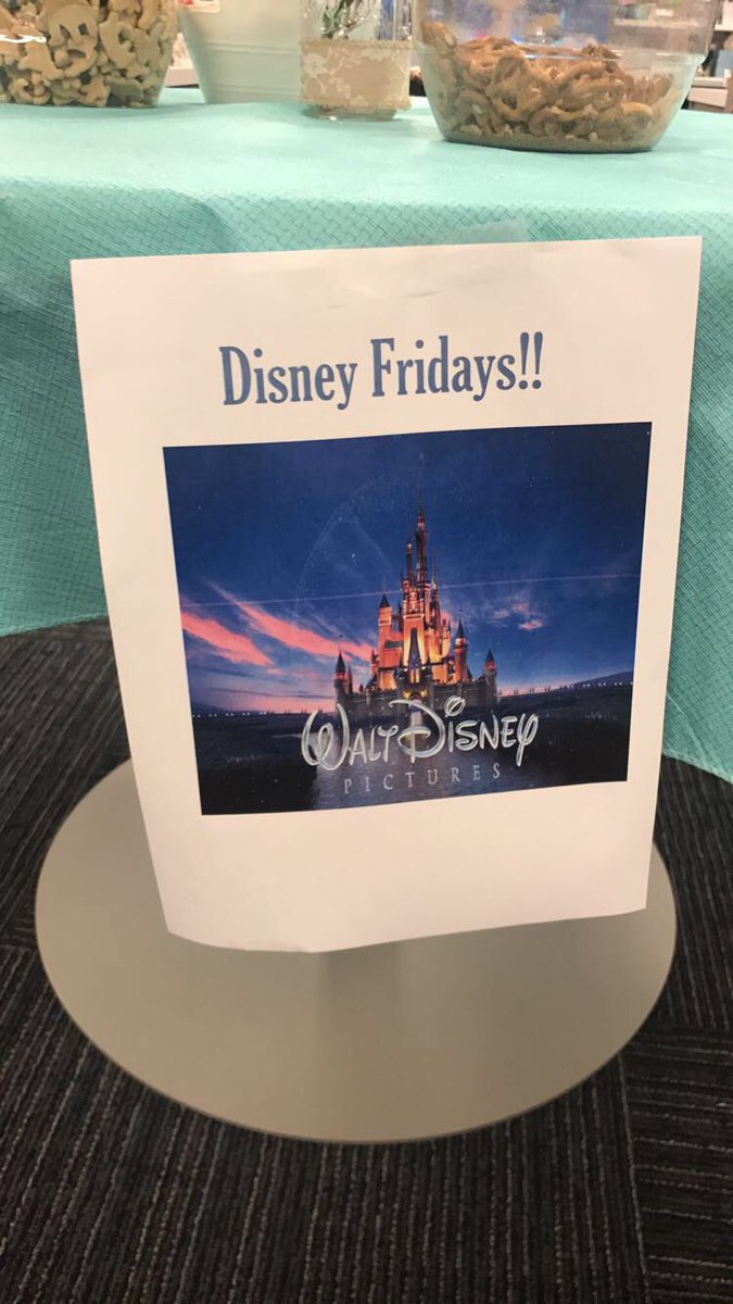 SariyaJasmene's tweet photo. When work becomes that more exciting!! 🙈💕
#DisneyFridays
#Allegisgroup
#AllegisHR https://t.co/Jz4kHXG6Uo