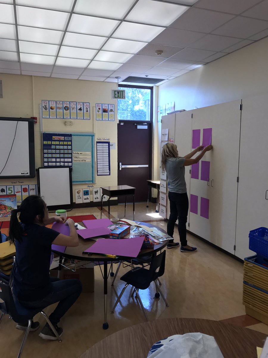sfedfund's tweet photo. A small, but mighty team of @Atlassian volunteers helped teachers at Carver ES today by setting up their rooms #back2schoolsf @SFUnified https://t.co/t4Dn10k6gU