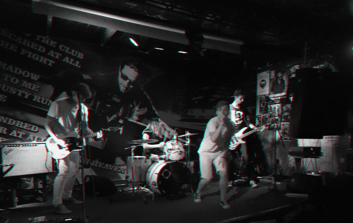 TapkiRock's tweet photo. Будет грешно их сюда не залить)
#ТКЕ #ЧБ #Rock32 #PopPunk #Фест #Брянск https://t.co/HeDy19RyVs