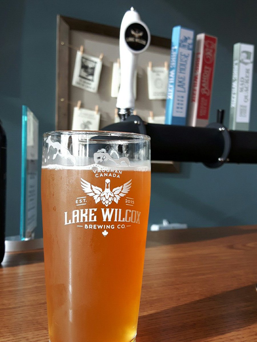 DamianWilson_'s tweet photo. Havin' a pint of #solsticeipa @WilcoxBrewery, and picking up a #rumbarrelbrown for a friend before they're gone.  Amazing after a long week. https://t.co/K8mHkTOEOf