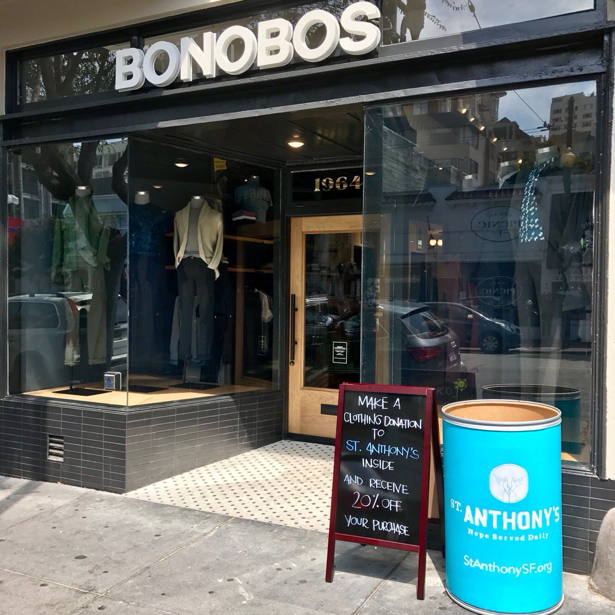 stanthonysf's tweet photo. #BonobosCowHollow is holding a clothing drive until 8/20 to support our guests! Drop off items &amp; get 20% off in-store purchases. @Bonobos https://t.co/ouZT0hCsY1