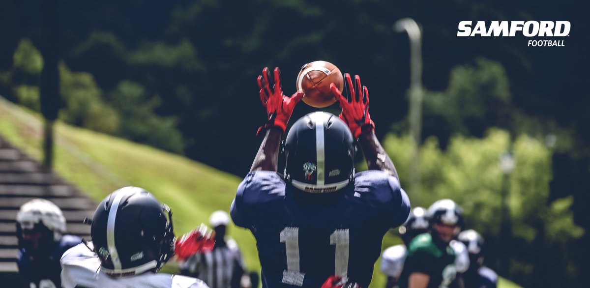 bjmillican's tweet photo. Friday Scrimmage 📷💥💪🐶
•
@SamfordFootball #SamfordStong #smsports #colegefootball #fallcamp17 https://t.co/AoVe0pNPQd
