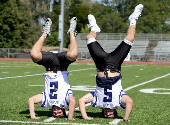 photojmatthew's tweet photo. Not every photo was serious at team picture day for @GoTrojanNation football today. @BoCoPreps https://t.co/wawoj9dGEM