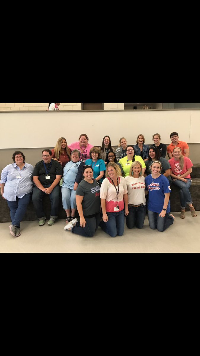 groschke's tweet photo. Love my new Language Arts team!!!! ❤️❤️😍 #TeamJowell #jagsummer #cfisd #cfisd4all https://t.co/fRovUGwTY3